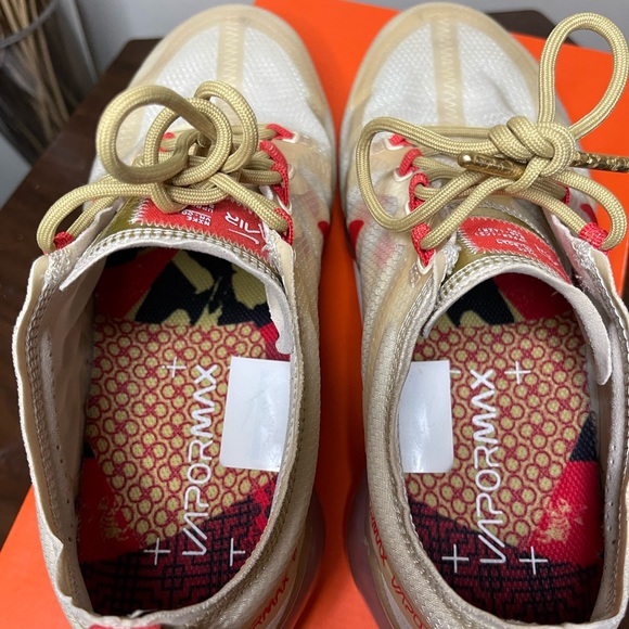 Nike Air VaporMax 2019 - Chinese New Year 2019 (Women’s) - Picture 5 of 9